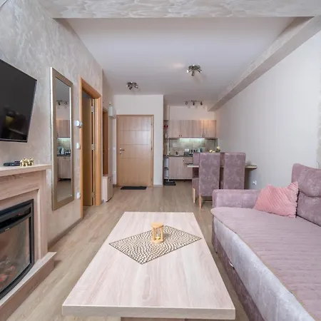 Djuric Lux Gondola *