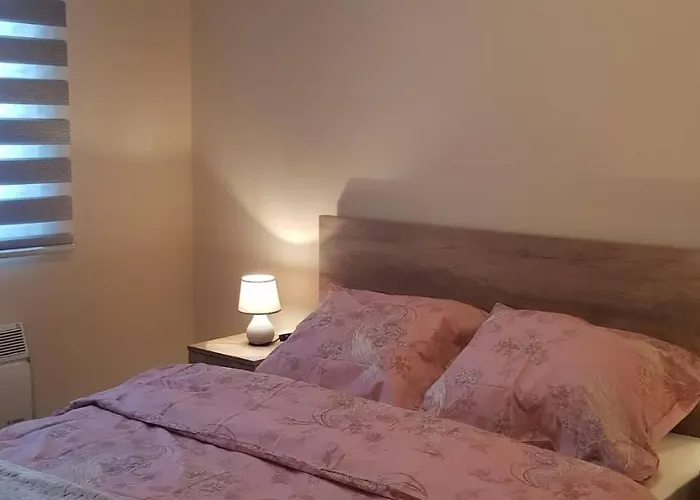 Djuric Lux Gondola *